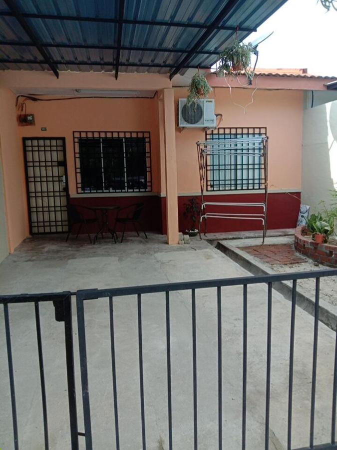 Homestay Tok Abah Сери Искандар Екстериор снимка