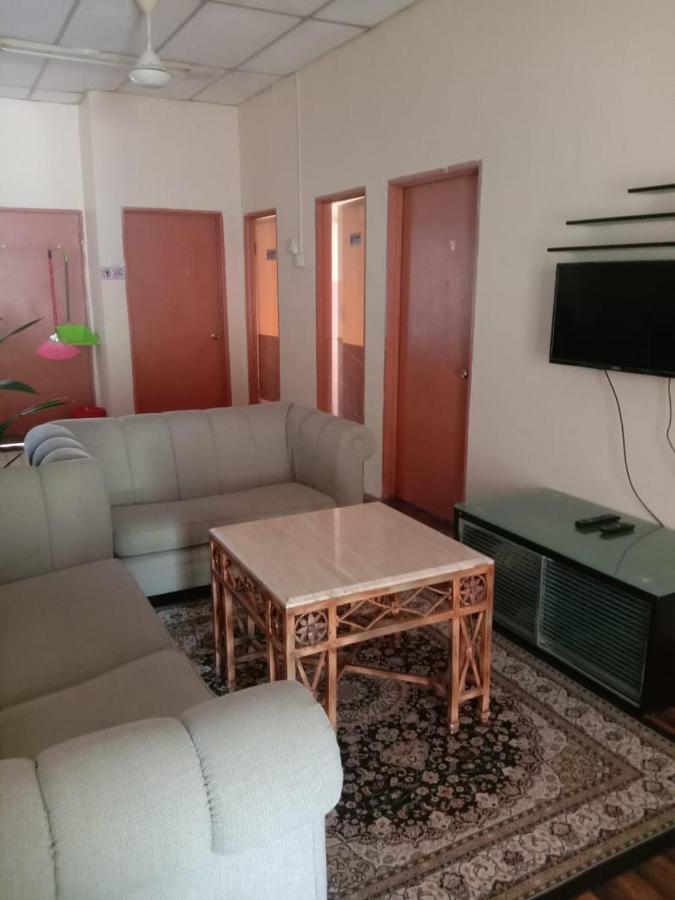 Homestay Tok Abah Сери Искандар Екстериор снимка