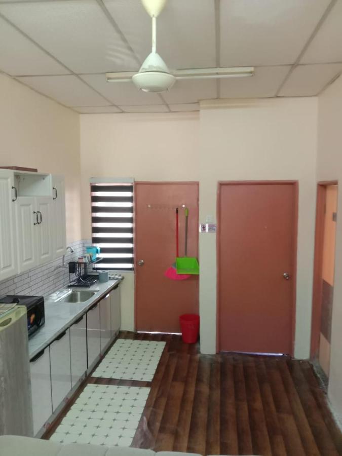 Homestay Tok Abah Сери Искандар Екстериор снимка